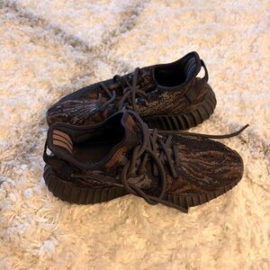 Adidas Yeezy Boost 350 V2